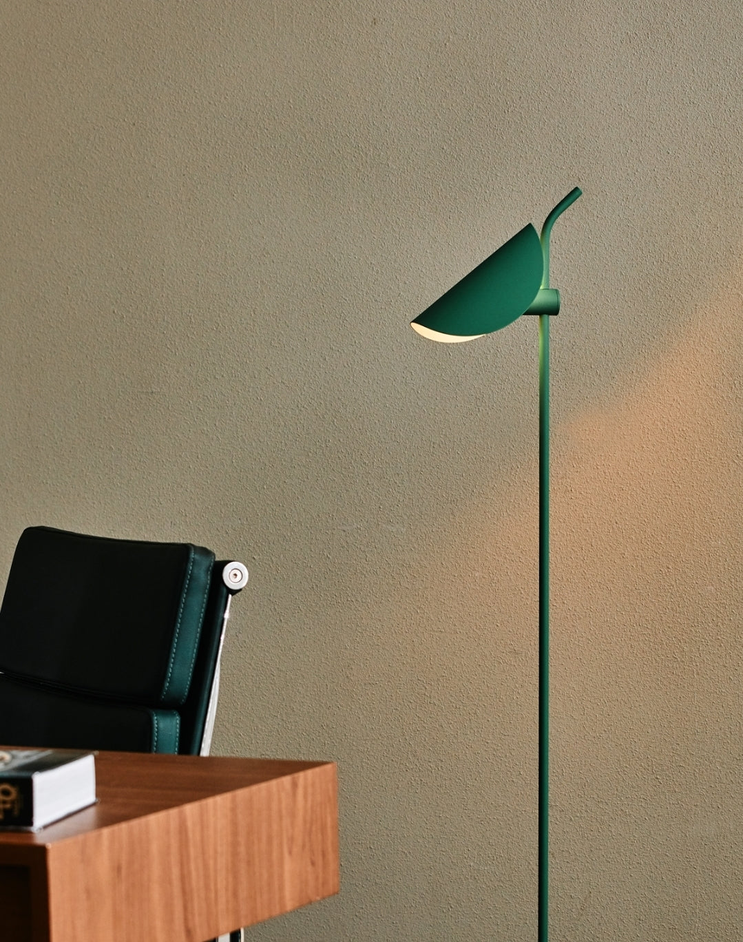 Della - Metal Lambader